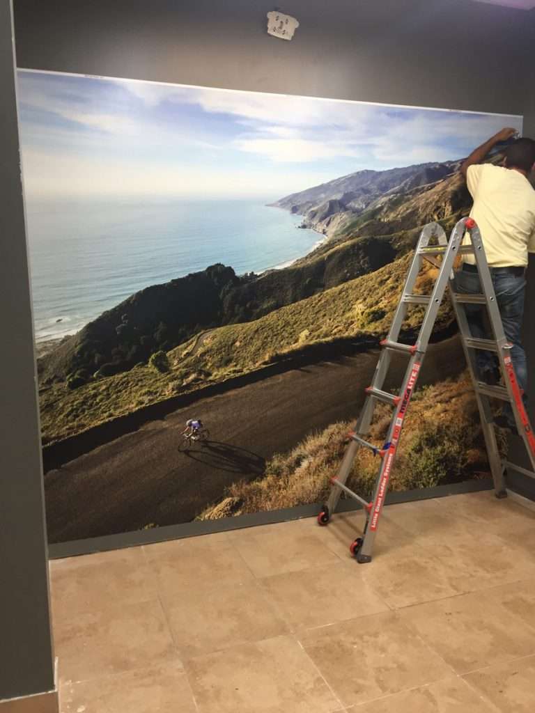 Installation of wall vinyl
